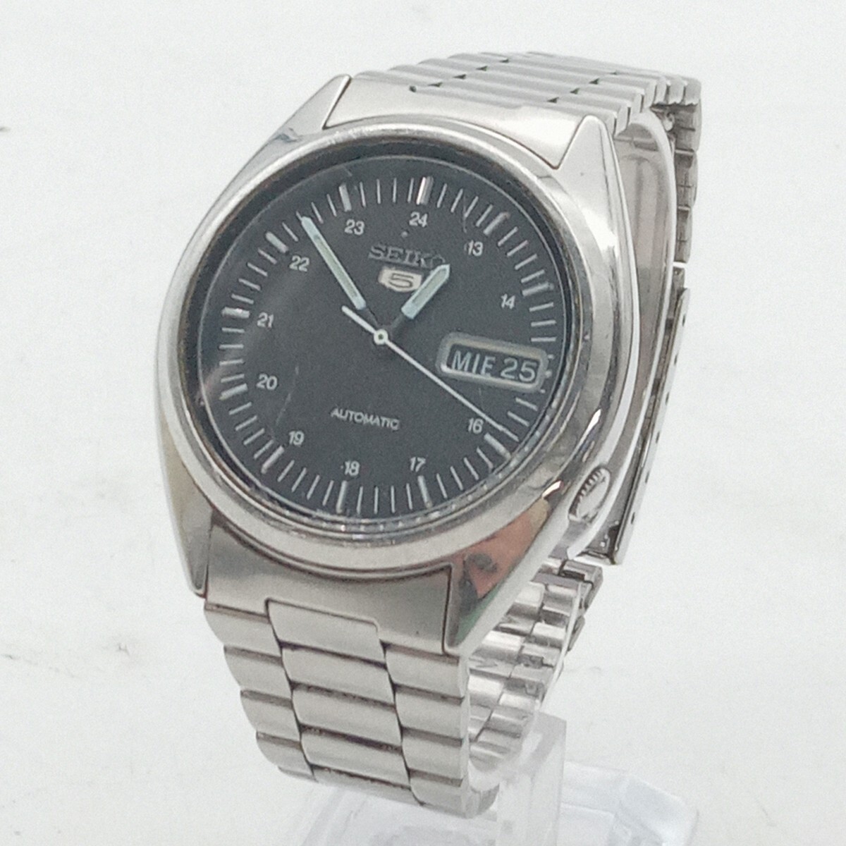 大村3月No.51 可動品 腕時計 SEIKO セイコー 7S26-0480 シルバー系 デイデイト ブランド時計 黒文字盤 セイコーファイブの画像1