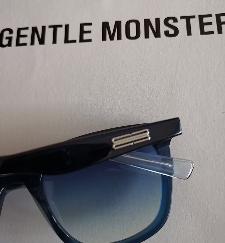 新品未使用※人気モデル*GENTLE MONSTER・ジェントルモンスター HEIZER 登坂広臣 BTS 愛用・サングラス・ブルーの画像5