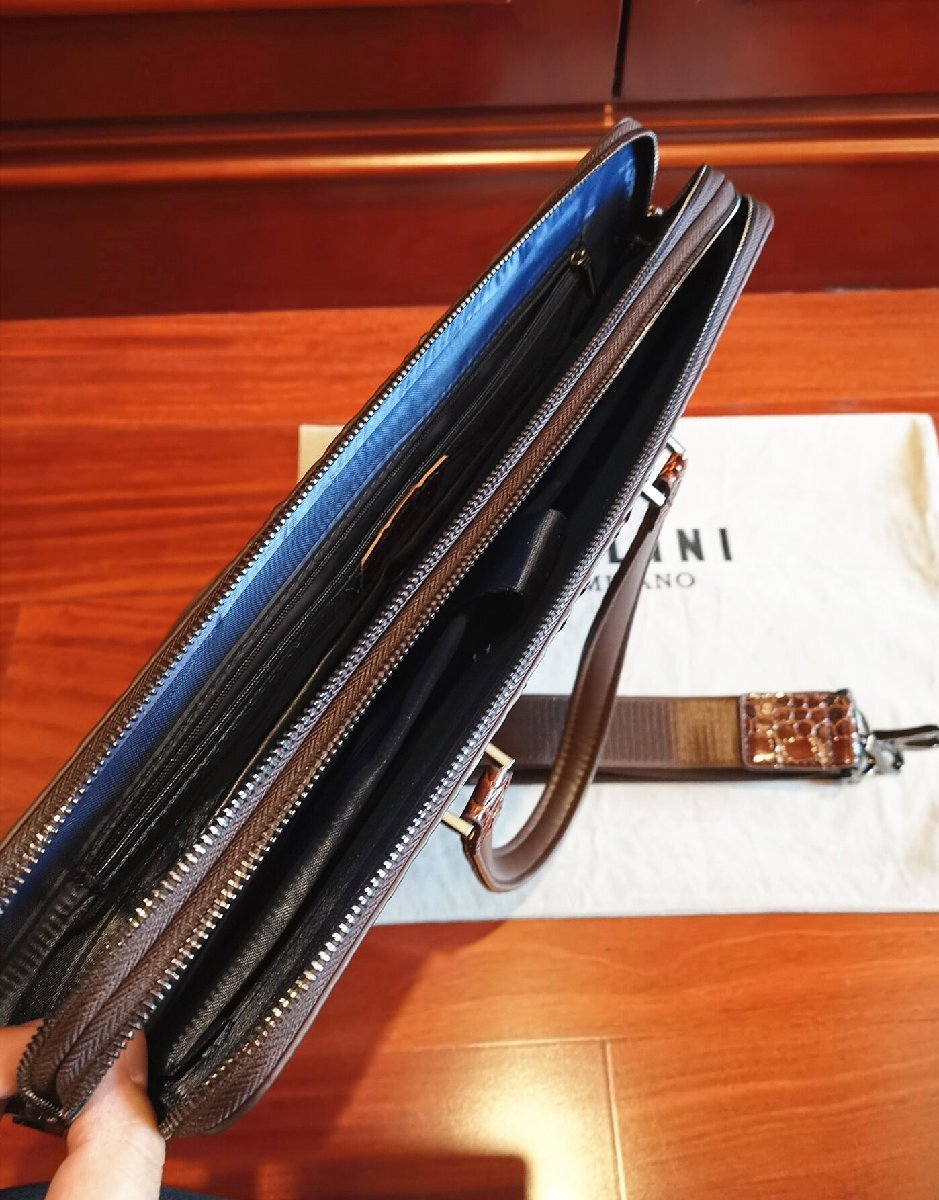  top class excellent article 20 ten thousand * Italy * milano departure *BOLINI/bolini* highest grade cow leather * crocodile * business bag / briefcase * tea color 