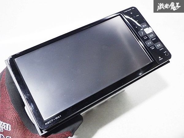 トヨタ 純正 SDナビ メモリーナビ カーナビ ナビ CD 本体のみ 08545-00U51 NSCT-W61 即納_画像2