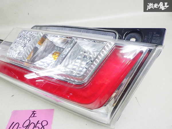 ダイハツ 純正 LA150S LA160S ムーヴ ムーブ カスタム 前期 LED テールライト テールランプ 左 左側 助手席 KOITO 220-69010の画像4