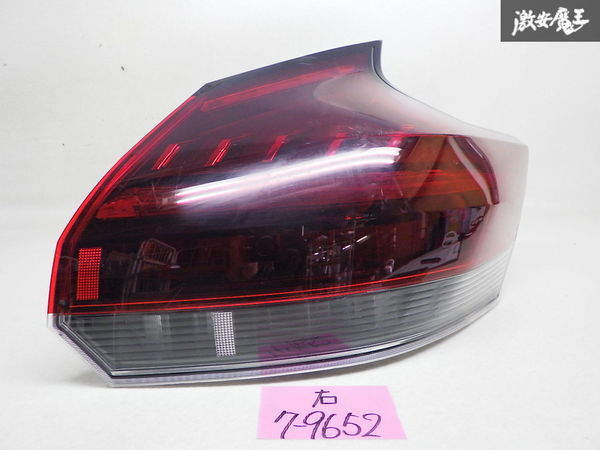 日産 純正 P15 キックス LED テールライト テールランプ 右 右側 運転席 ICHIKOH D252 即納の画像1