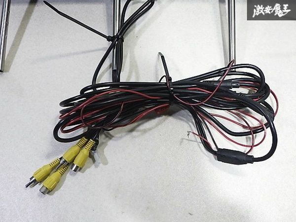社外 通電OK 30 ヴェルファイア にて使用 約7インチ ヘッドレスト モニター TFT LCD カラー モニター ブラック レザー 2個 左右 セット_画像4