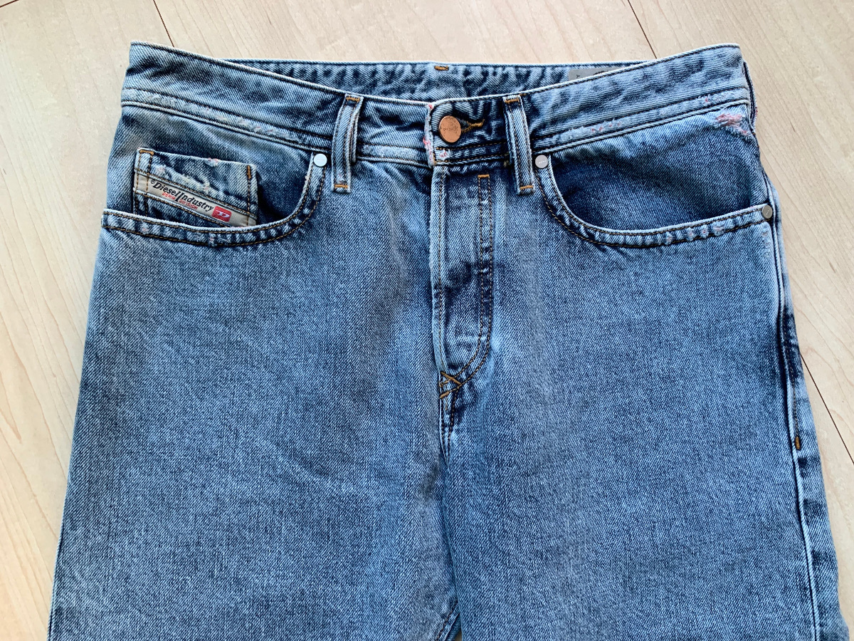 Yahoo!オークション - 美品 DIESEL “BUSTER” 084WL REGULAR SLIM Yahoo!オークション - 美品 DIESEL “BUSTER” 084WL REGULAR SLIM
