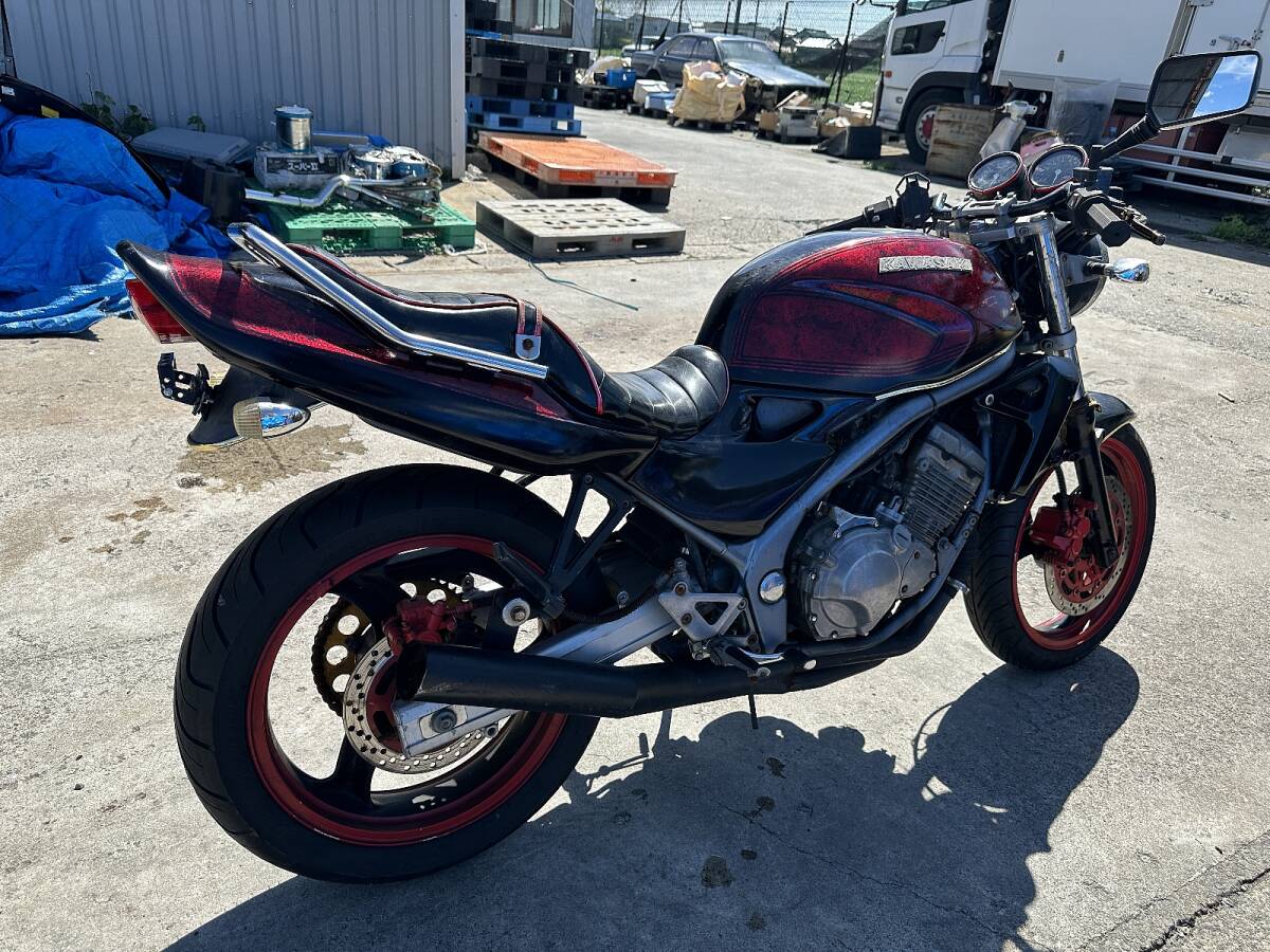 カワサキ バリオス ZR250A 鍵付き エンジン始動確認済み 書類無し 部品取り車 安城市から の画像3