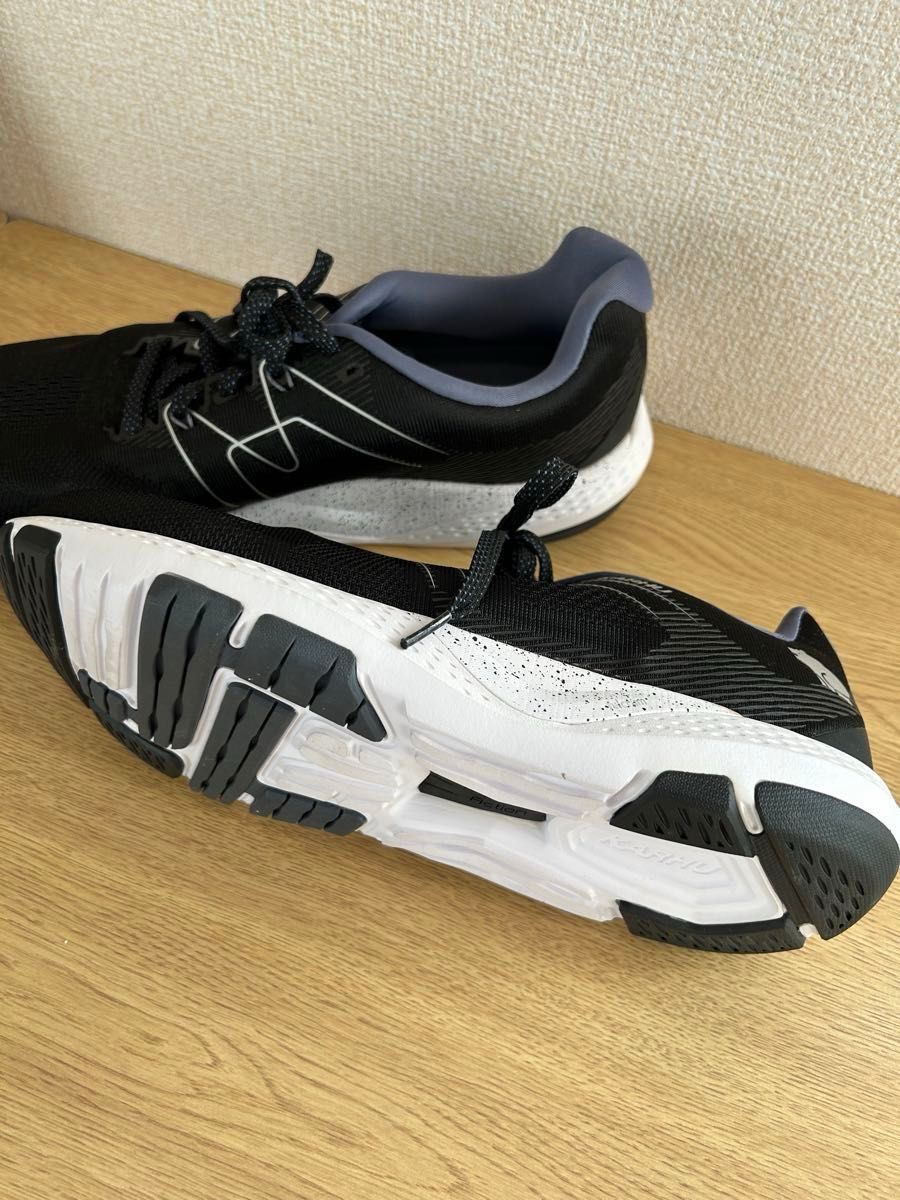 カルフ　KARHU メンズスニーカー