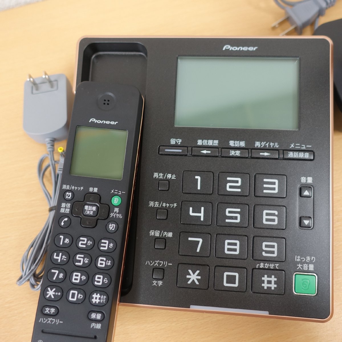4434T パイオニア コードレス電話機 TF-FA75W 子機1台付き 美品 固定電話の画像2