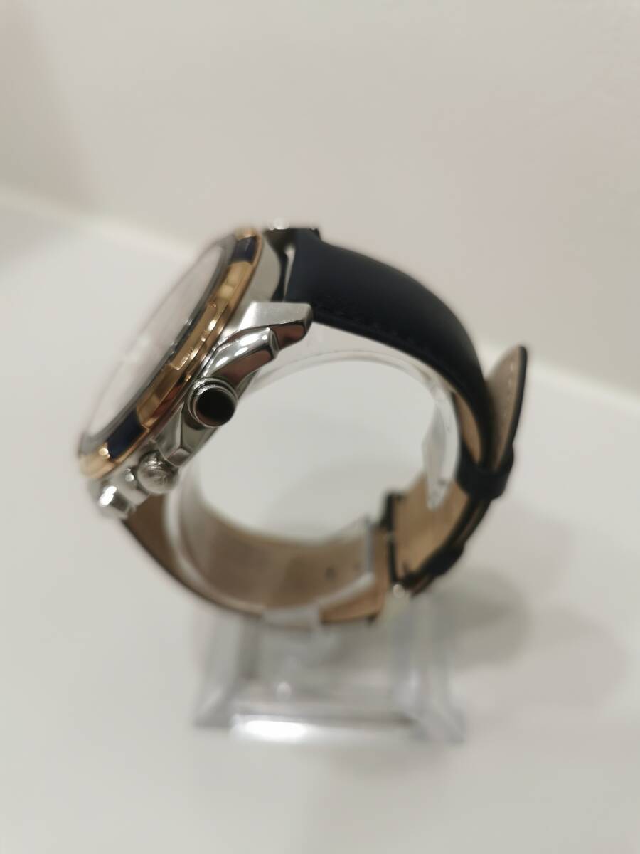 逆輸入カシオEDIFICE ブルー＆ゴールド 超激レア EFR-539L-7C 100m防水 クロノグラフ 欧州モデル 本革 腕時計エディフィス CASIO メンズの画像4