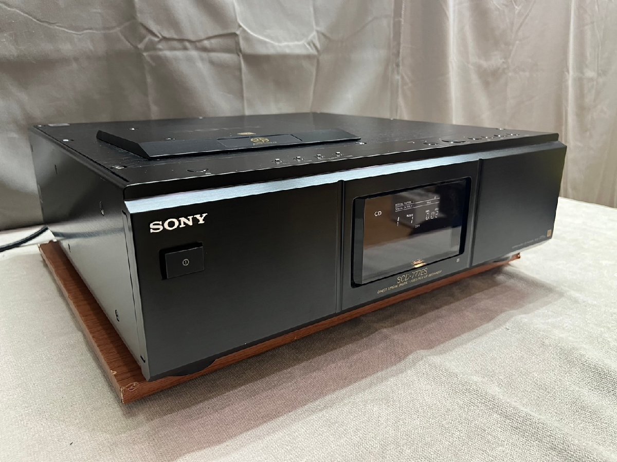 0827 中古品 オーディオ機器 SACDプレイヤー SONY SCD-777ES ソニー CDデッキの画像1