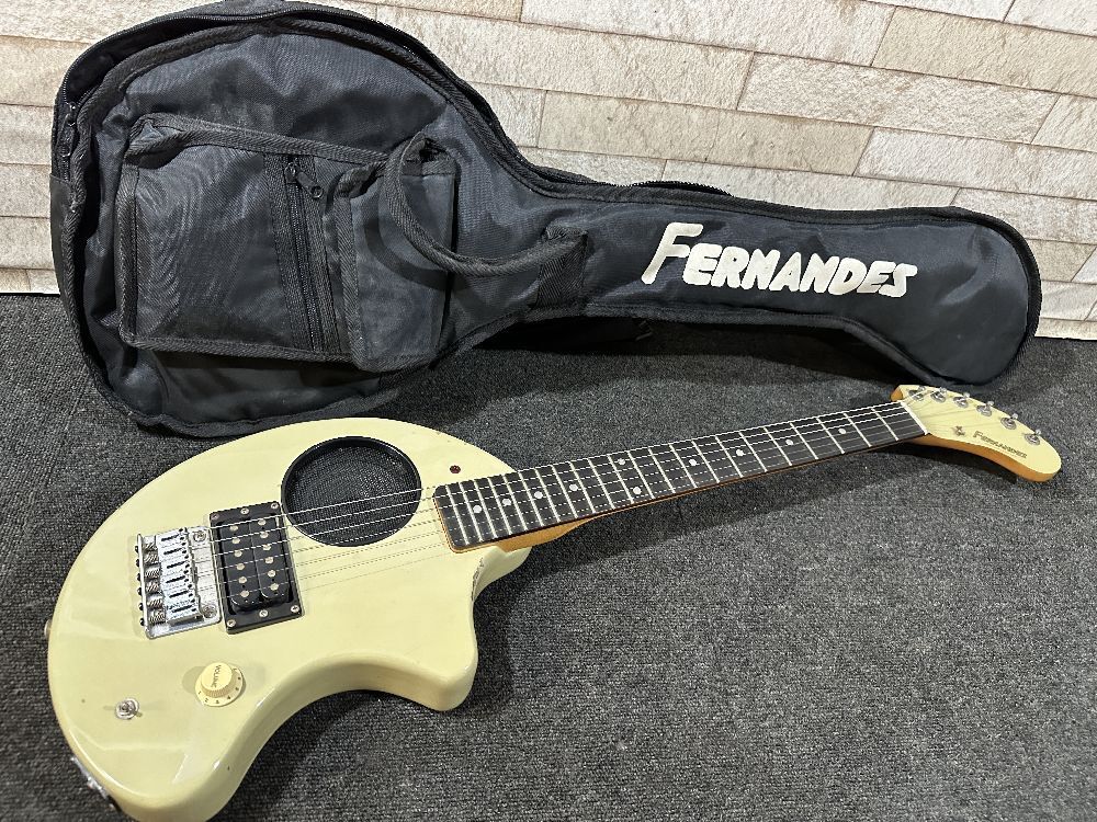 86●〇 FERNANDES ZO-3 アンプ内蔵 エレキギター / フェルナンデス ミニギター ぞーさん 〇●の画像1