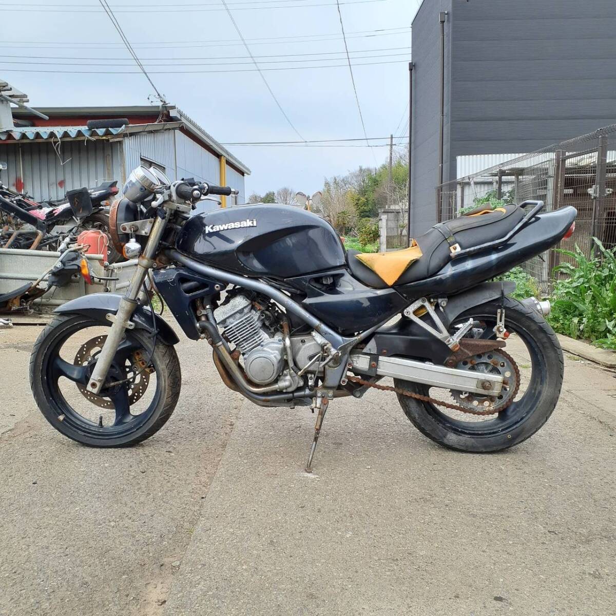 カワサキ バリオス-１ZR250A 部品 書類無 現状車 絶版 希少 旧車 (検 ZX-25 ZXR GPZ Z250 VT GSR NSR CBR CBX CB FZR YZF TZR GSXR NS-1 の画像2