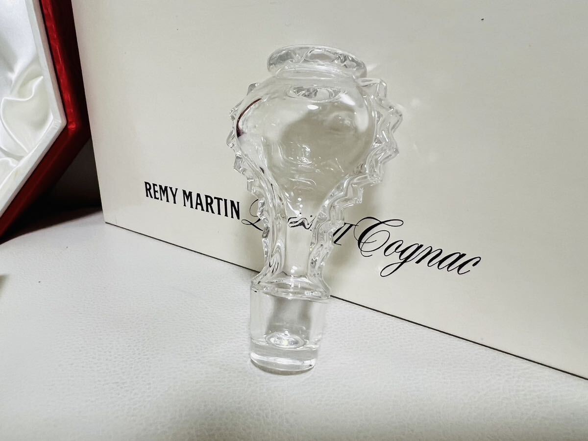 REMY MARTIN レミーマルタンルイ13世 ベリーオールド バカラ クリスタルボトル 替栓・カード・八角形化粧箱・外箱付き！未開封 古酒の画像7