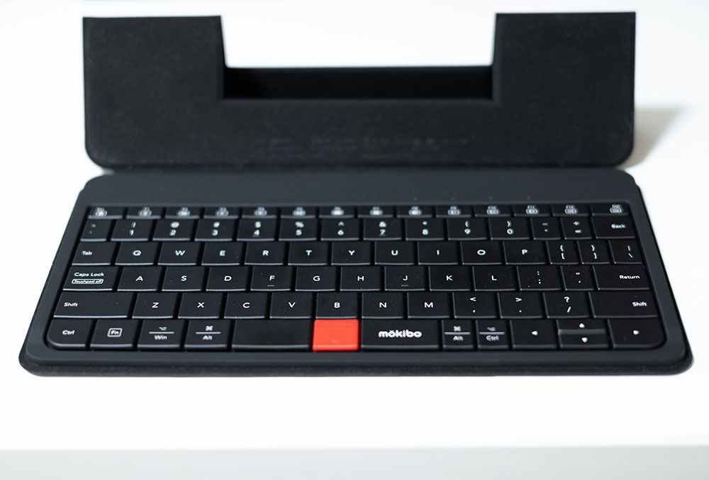 美品 Mokibo Fusion Keyboard ユニバーサルタイプ ワイヤレスキーボード トラックパッド付属 薄い US配列_画像5