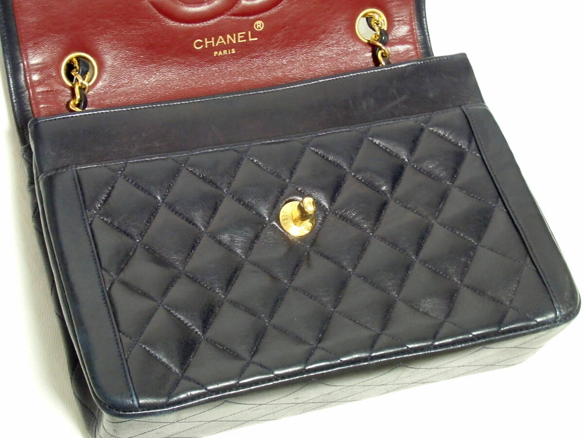 G49763☆CHANEL シャネル マトラッセ23 ラムスキン ブラック ※ギャラ・シールあり_画像5