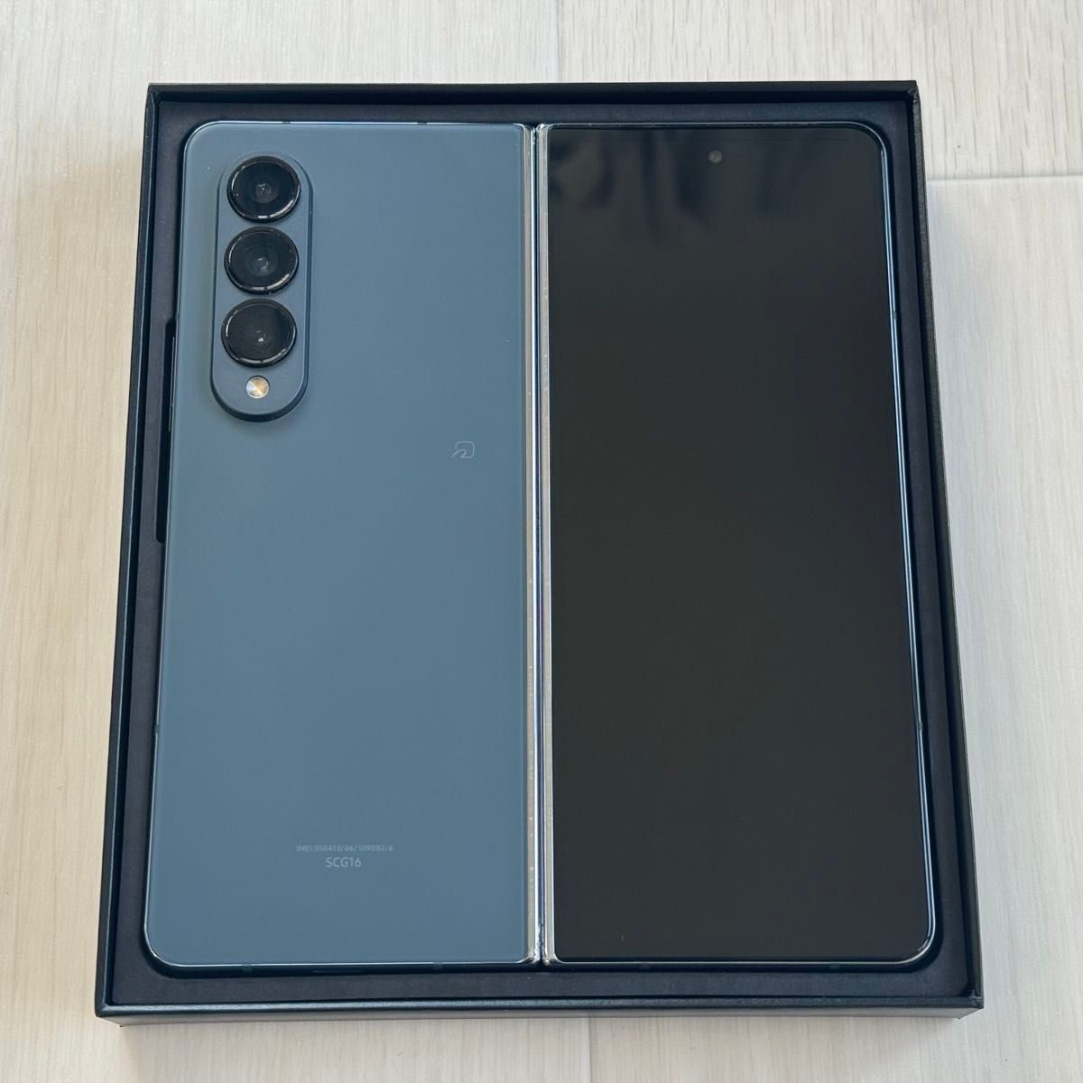 Galaxy Z Fold4 SCG16 グレイグリーン Galaxy Z Fold4 SCG16 グレイグリーン