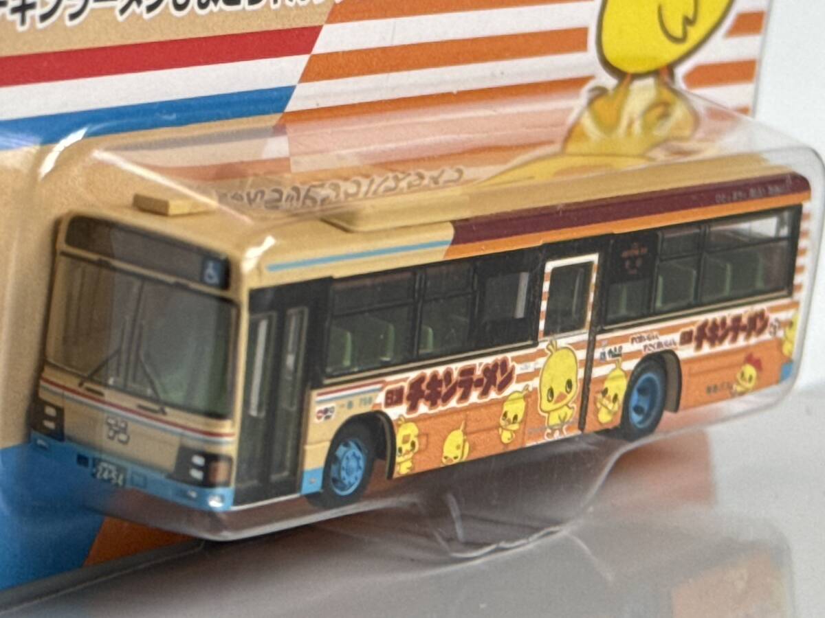 TOMYTEC バスコレクション 阪急バス チキンラーメン ひよこちゃん ラッピングバス タイプ いすゞ エルガ トミーテック_画像2