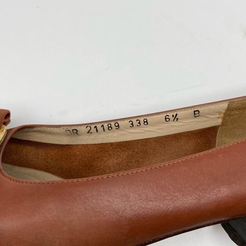 1円～　A-4　60　Salvatore Ferragamo フェラガモ　パンプス　ヴァラ　リボン　ブラウン　サイズ6 1/5　レザー　ゴールド_画像6