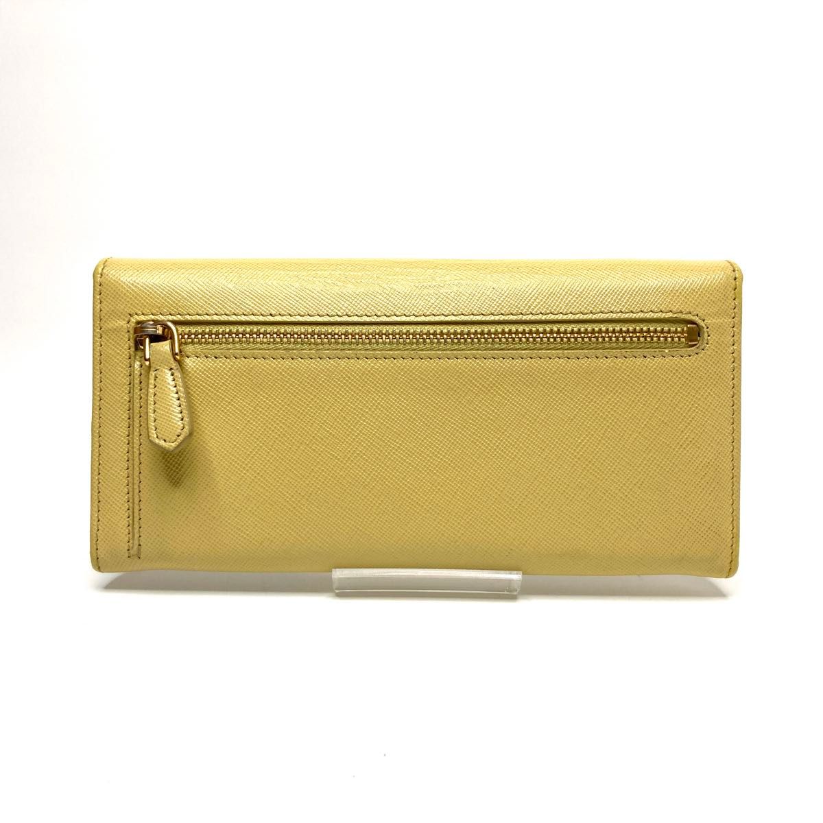 プラダ PRADA サフィアーノレザー イエロー 黄色 長財布 プラダ PRADA サフィアーノレザー イエロー 黄色 長財布