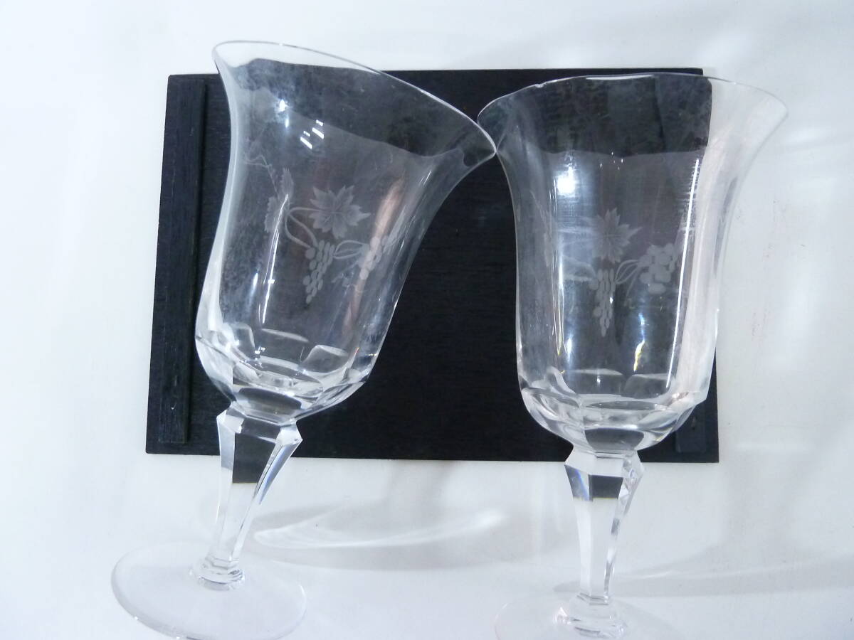 ＃ Kagami CRYSTAL カガミクリスタル グラス2客セット カクテルグラス 葡萄柄 ワイン リキュール ガラスの画像7
