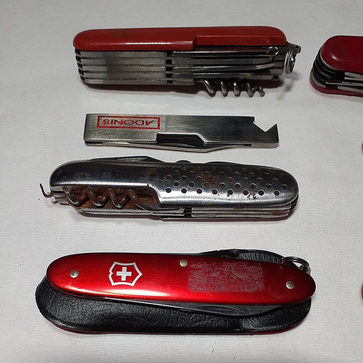 VICTORINOX ビクトリノックス マルチツール ナイフ 万能ナイフ アウトドア キャンプ その他含めまとめて12点 中古品 メンテナンス必要の画像4