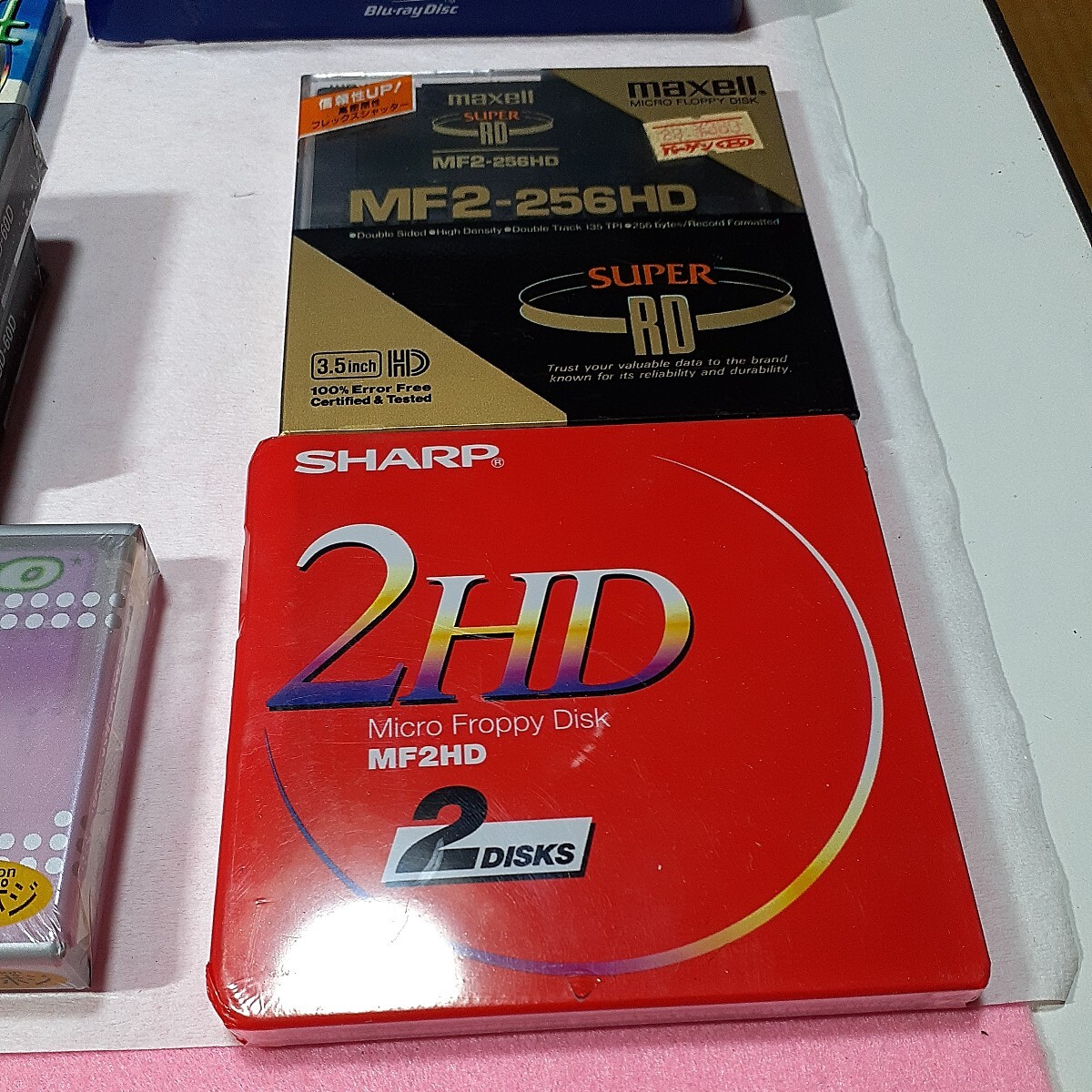 記録媒体　未使用 カセットテープ　MD BD-R Hi8 ビデオテープ　MF-2 その他まとめて　maxell TDK SONY Victor　その他まとめて大量_画像4