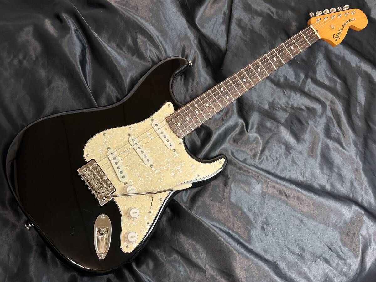 Squier by Fender Classic Vibe '70s Stratocaster Blackの画像1