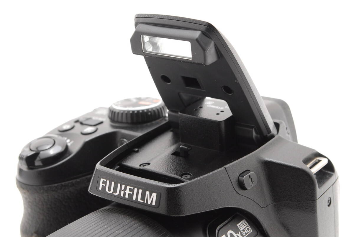 FUJIFILM FinePix S9800 動作も写りもOKです。概ねキレイです。レンズキャップ付きです。の画像10