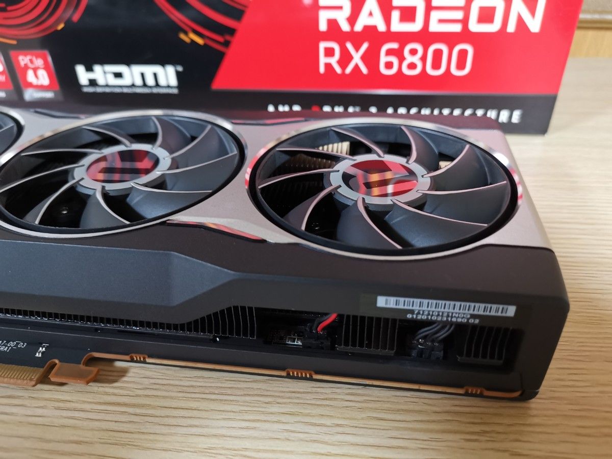 sapphire radeon rx 6800 16g gddr6　グラフィックボード