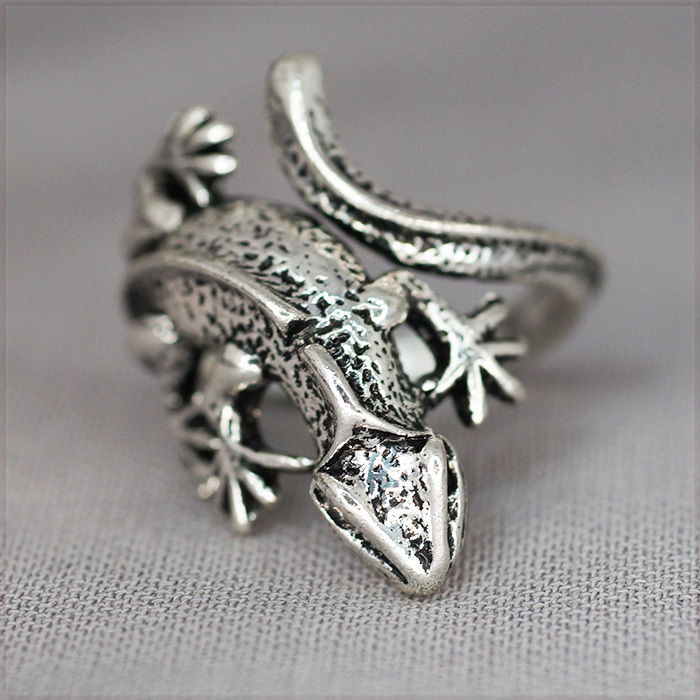 [RING] Vintage Silver Plated Lizard リアル リザード 指に巻き付く トカゲ デザイン ヴィンテージシルバー フリーサイズ オープン リング_画像2
