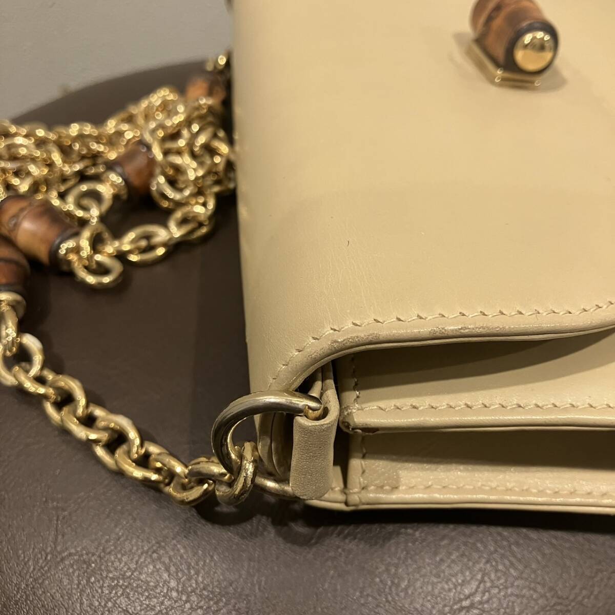 ◇【売り切り】GUCCI グッチ 004 14 0468 バンブー レザー ターンロック チェーン ショルダーバッグ 肩掛け レディース ベージュ