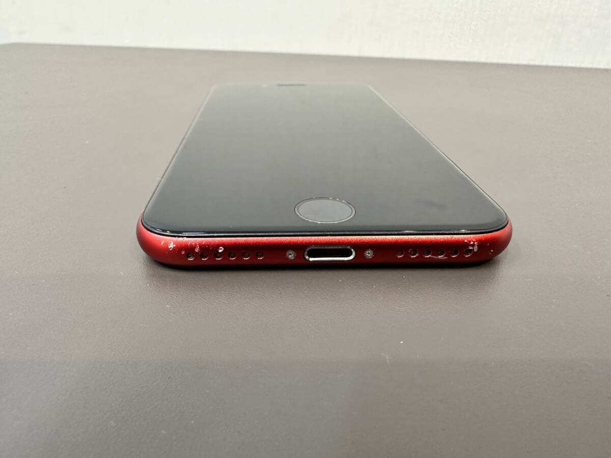 ☆【美品】Apple iPhoneSE 128GB (第2世代) (PRODUCT)RED A2296 MXD22J/A SIMフリー バッテリ93% 動作確認済み SIMロック解除済み 判定〇の画像4