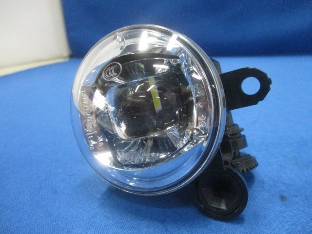 日産 ROOX/ルークス/ハイウェイスター B44A 左右フォグ LED 純正 90206507 Valeo F1-02L/90206508 Valeo F1-02P 113248の画像8