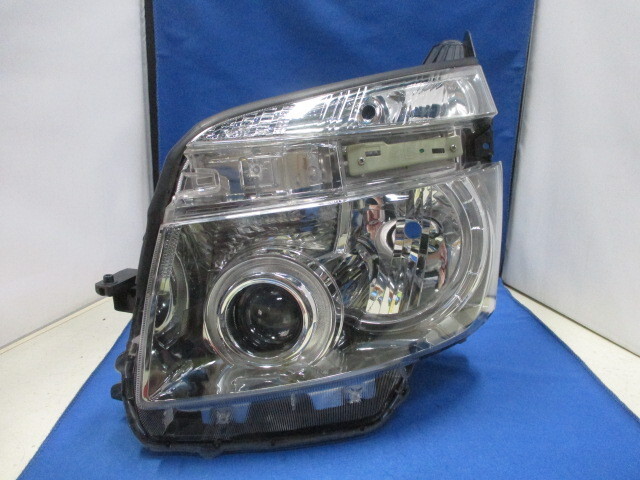 トヨタ　VOXY/ヴォクシー/Z系　ZRR70W　前期　左ライト/左ヘッドライト　HID　純正　KOITO　28-203　243114_画像1