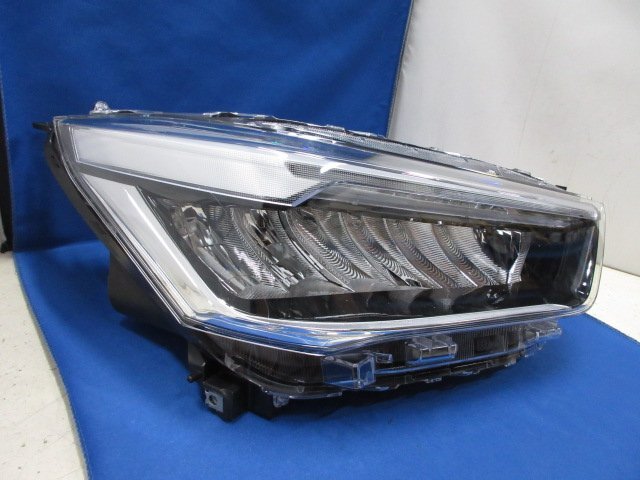 トヨタ　RAIZE/ライズ　A201A/A202A/A210A　後期　右ライト/右ヘッドライト　LED　純正 (A200A) ICHIKOH 1991　81110-B1710 【AD1】 215106_画像6