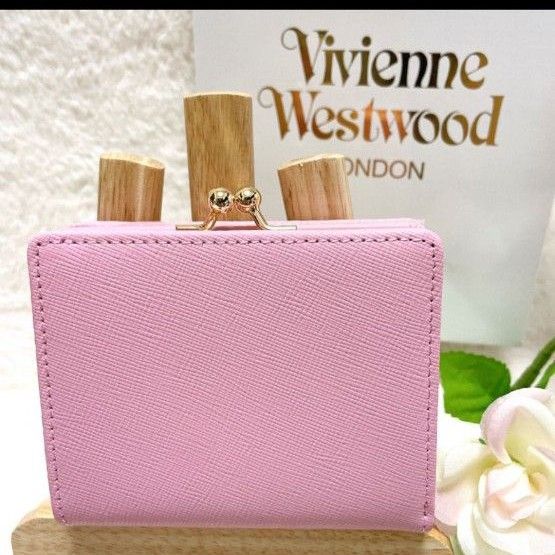 【24時間以内発送】ヴィヴィアンウエストウッド 財布　ピンク がま口 　二つ折り財布