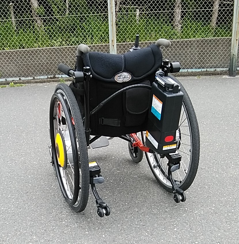 ◆YAMAHAトムソン椅子◆ Yahoo!オークション - OX製 ヤマハ電動車椅子 YZ-E 6km仕様 充電