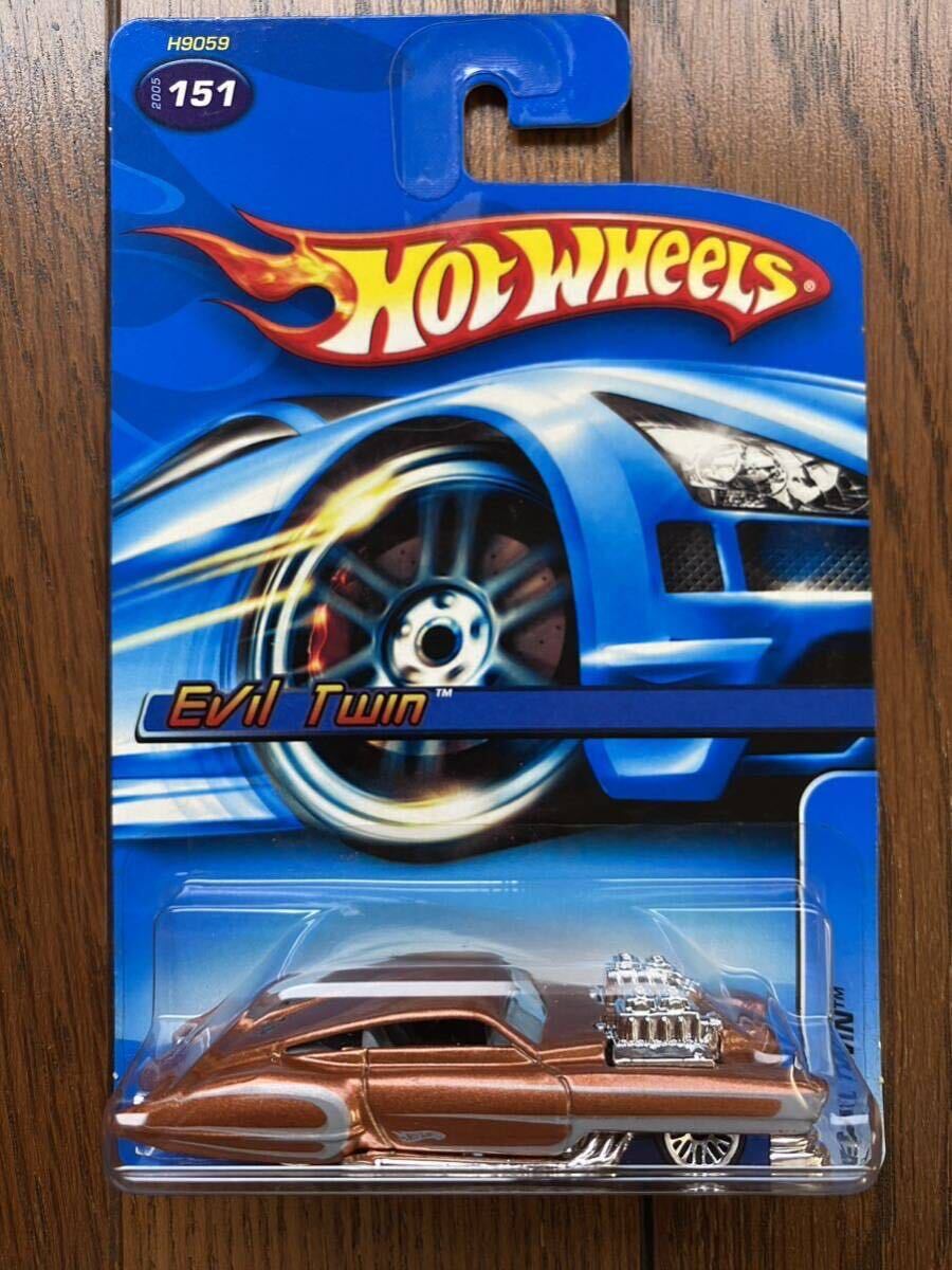 Hot Wheels Basic 8 Crate, Tail Dragger, Evil Twin 3台セットの画像5