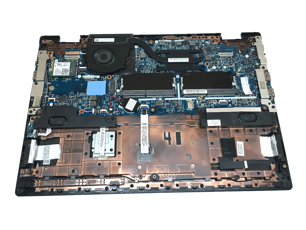 9△ThinkPad L380下半身/Core i5-8350U/1.7Ghz/0GB/指紋センサー付 正常動作品(左右ヒンジ部とトラックパッド左右下にクラックの画像3