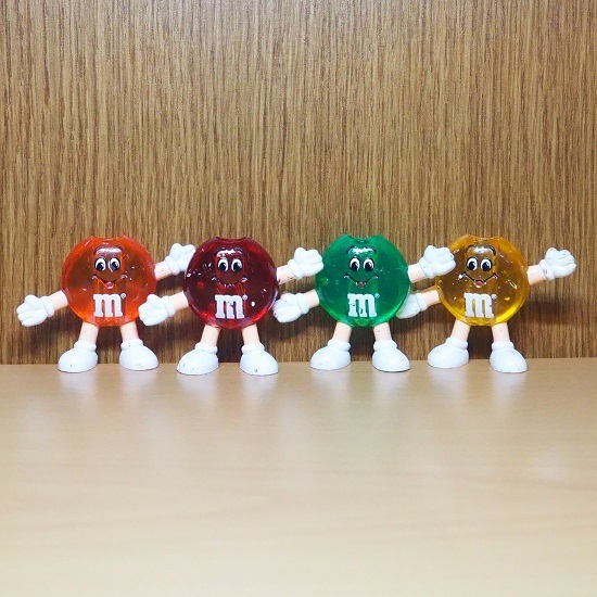 エムアンドエムズ  フィギュア スケルトン ４個 セット m&m m&m’ｓ アドバタイジング フードトイ アメトイ ミールトイの画像1