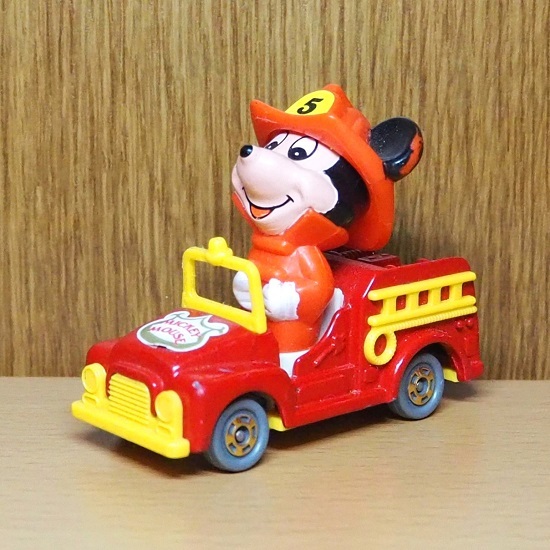 ディズニー　ミッキーマウス　フィギュア　ミニカー　消防車　ウォルトディズニー　ミッキー　アメトイ_画像1