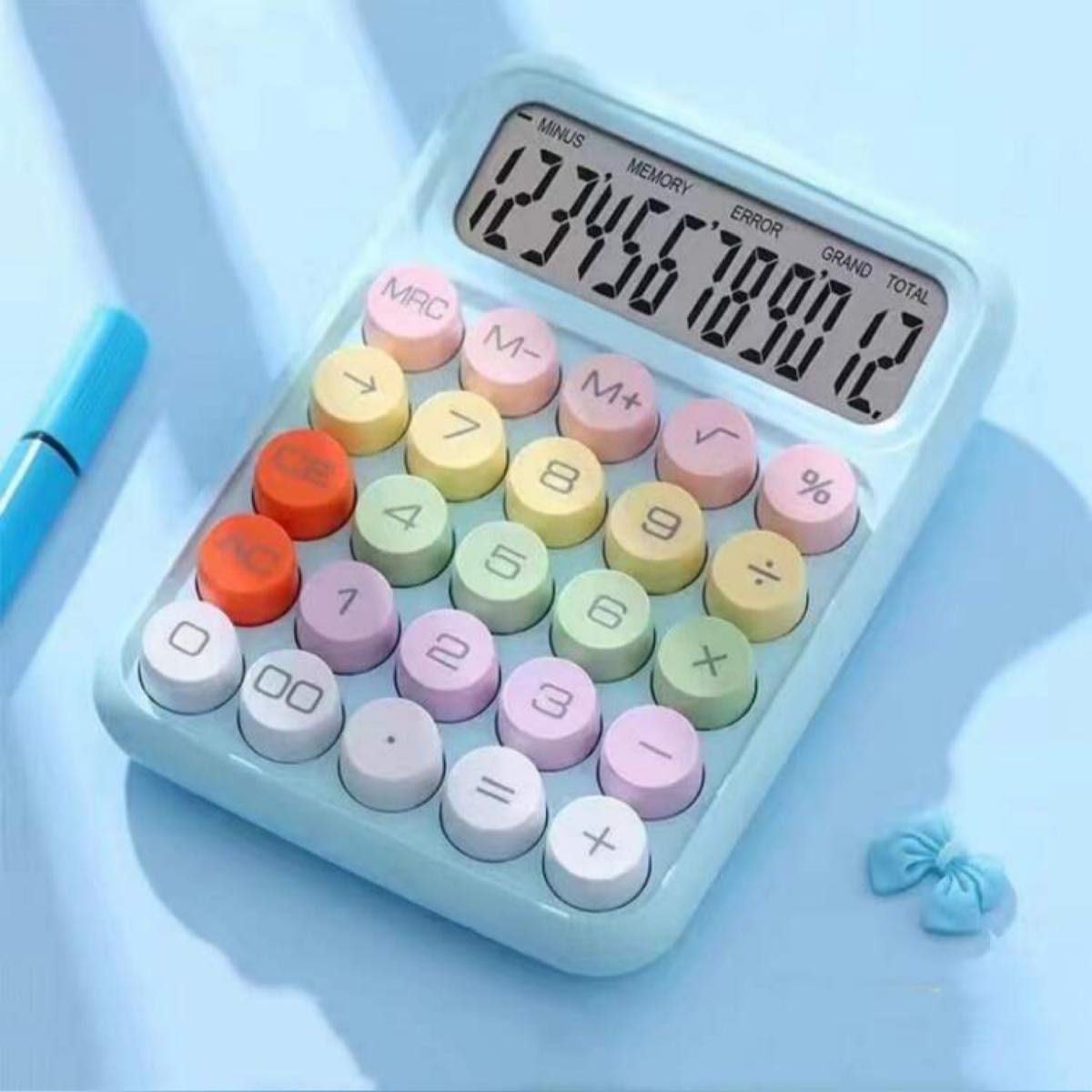カラフル丸ボタンが可愛い電卓 水色 ブルー 計算機 オフィス用品 家計簿 計算 会計 事務用品 文房具 韓国風 自動オフ機能付き