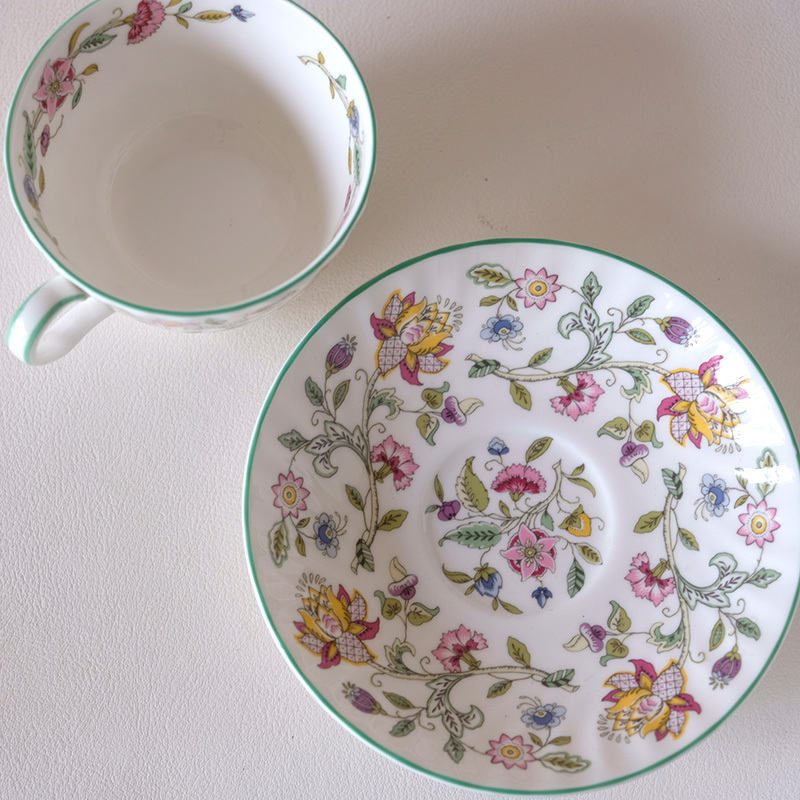 美品 MINTON ハドンホール 花柄 カップ&ソーサー 1客 BONE CHINA MADE IN ENGLANDの画像4