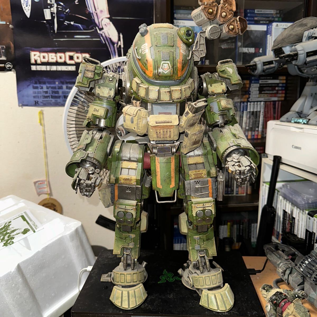 送料無料！金欠出品！美品！1/12 threezero TITANFALL M-COR OGRE タイタンフォール オーガ　M-COR コレクター品　即決あり_画像3