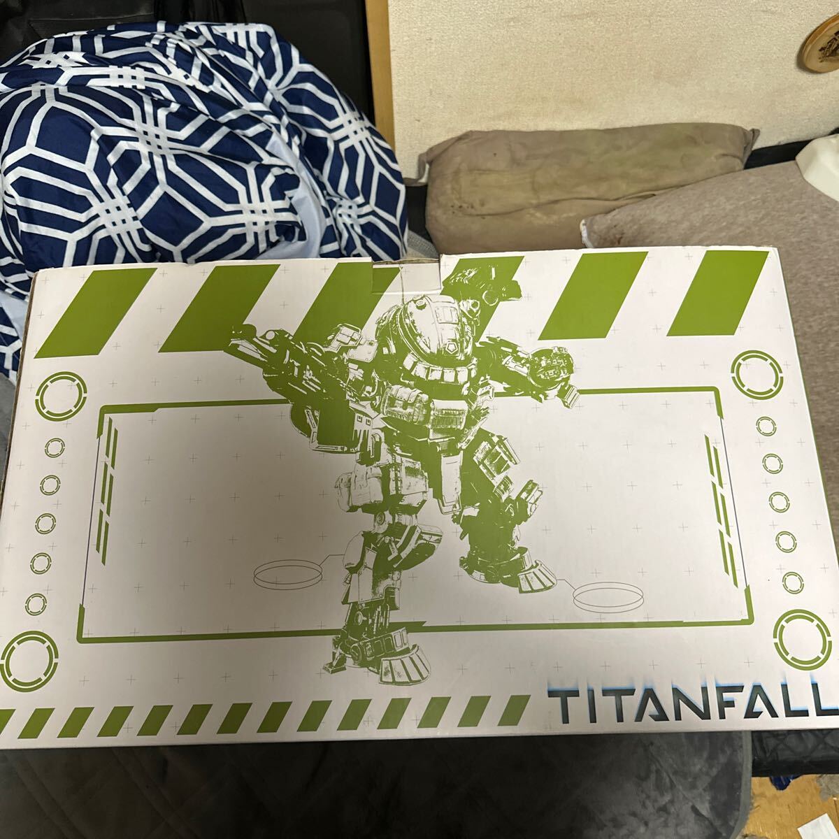 送料無料！金欠出品！美品！1/12 threezero TITANFALL M-COR OGRE タイタンフォール オーガ　M-COR コレクター品　即決あり_画像1