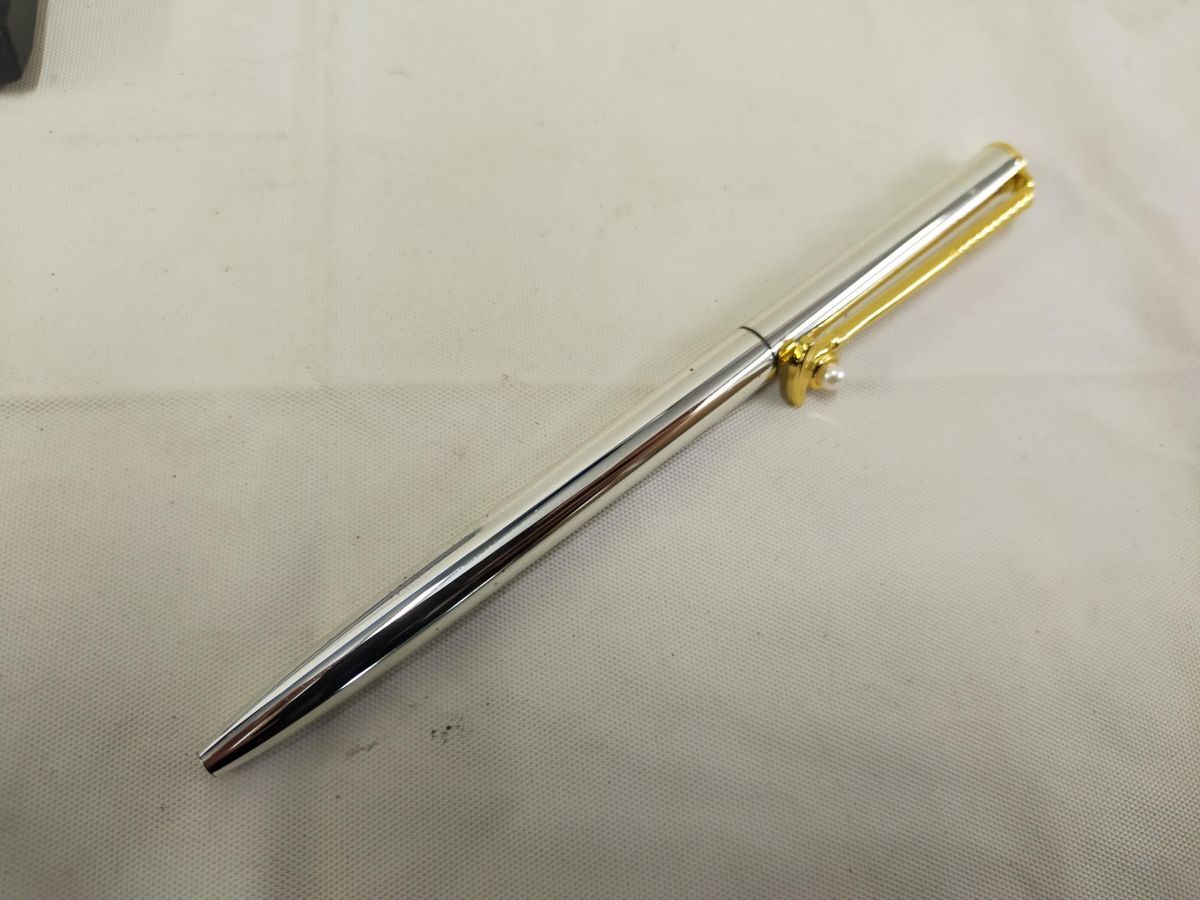 P10 真珠をあしらった MIKIMOTO(ミキモト) オリジナル ボールペン 動作可能 ボールペン書けます。の画像4