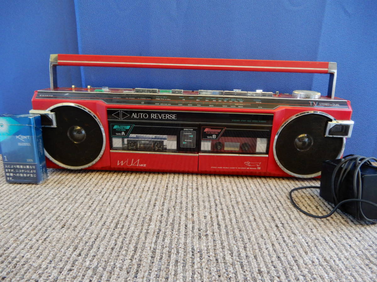 SANYO Sanyo double radio-cassette wU4MKⅢ red used junk 