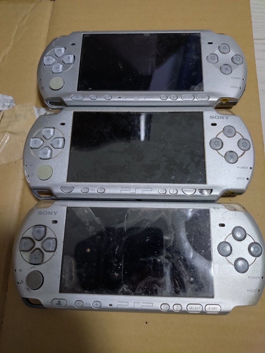 PSP SONY ソニー ポータブル ジャンク 部品取り_画像1