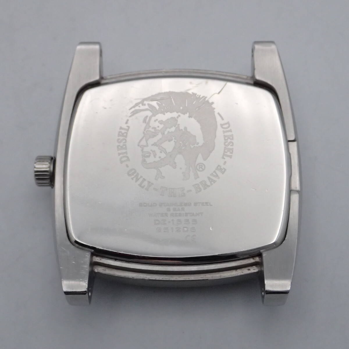 e02338/DIESEL diesel / quarts / men's wristwatch / body only / face silver /DZ-1555