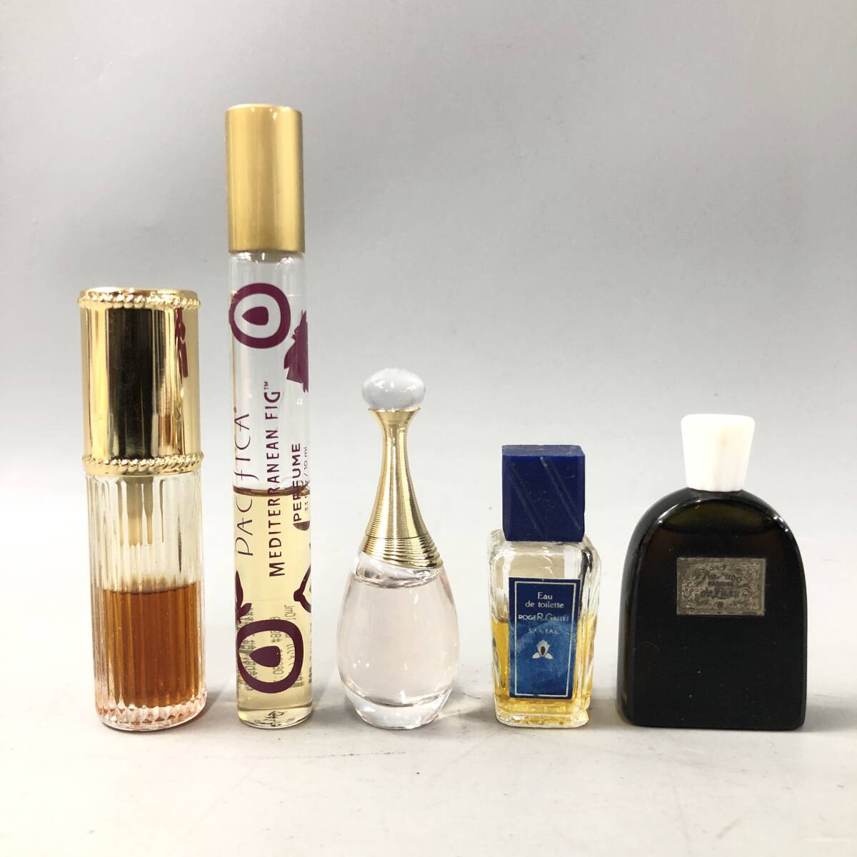 *E03854/ Christian Dior / Fendi / Hermes / Tiffany /ji van si. и т.п. / духи /4ml~25ml/ совместно / итого 36 позиций комплект / не использовался товар .