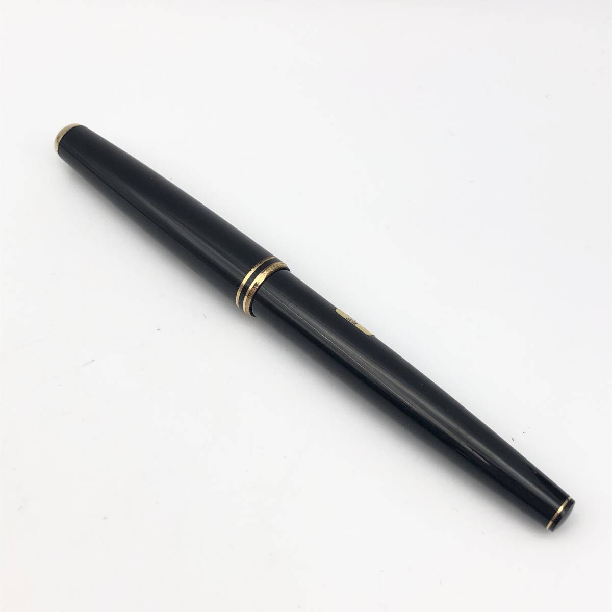 ★E04333/MONTBLANC モンブラン/万年筆/CLASSIC クラシック/ペン先 14K/ct 585/ブラック×ゴールド/刻印有_画像3